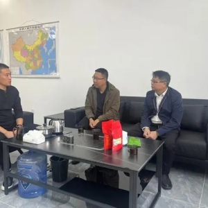 深入园区调研 助企纾困促发展