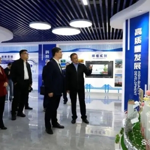中铁二十三局与南京扬子国投集团座谈交流