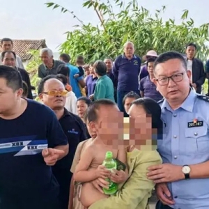 柳州3岁男童走失25小时，警方联动多方力量成功找回！
