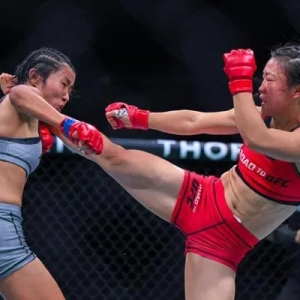 云南首位！昆明女中医格斗夺冠成功签约UFC