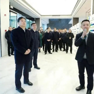 全力以赴招大引强、培优育强！新区举行十一月份重大项目开工观摩活动