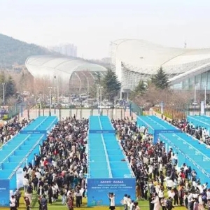 西海岸新区坚持促引育、搭平台、优环境，让高层次人才成为高质量发展“关键增量”