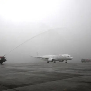 C919航线上新！上海虹桥—重庆江北成功首航