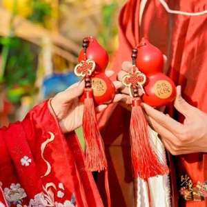 重现“赶猪郎”婚俗！番禺沙湾古镇举行岭南传统中式集体婚礼