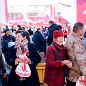 刘强东给宿迁老家送年货 村支书：发出去的现金和年货价值已超3000万