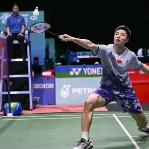 为国羽时隔6年再夺大马赛男单冠军，石宇奇的世界第一“不水”！