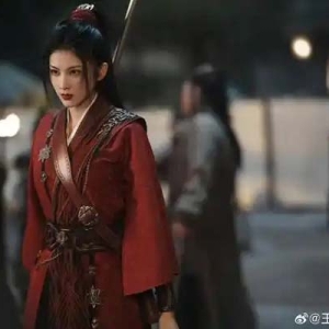 《大奉打更人》热播 演员王伊瑶：李妙真帮我找回年少的初心｜谈艺录