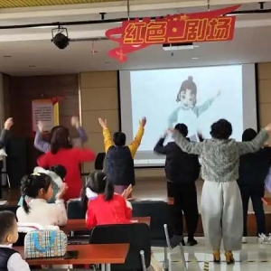 余家头社区开展亲子合作小课堂 探索家庭教育新举措