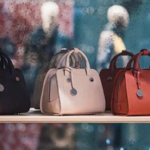 中国奢侈品市场2024年遇冷销售额预计下降约20%