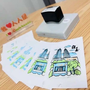 社区变身集市！“站站”打卡集齐浓浓年味