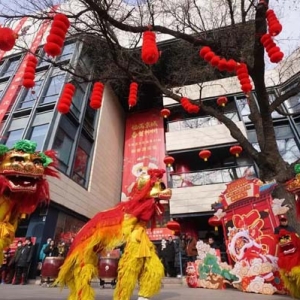 这场新春文化佳宴如约而至，东城区文化馆第三十三届新春游乐会开幕