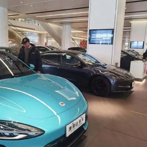 内外贸双增，航空现代商务区为成都二手车销售绘制上扬曲线