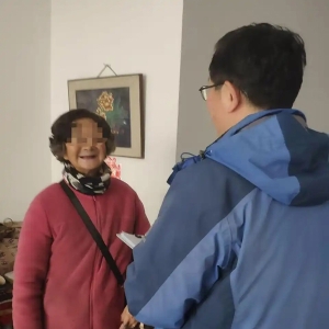 敲开一扇扇门，温暖2291户独居老人的心