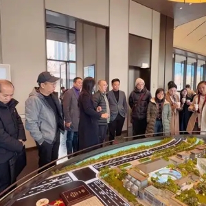 武昌区人大杨园街道：学支点建设谋经济发展 助房地产行业转型启航