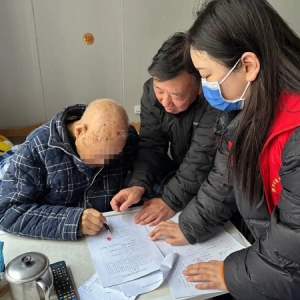 优化营商环境丨荥阳市房产中心：暖心服务送上门 真情关怀解民忧