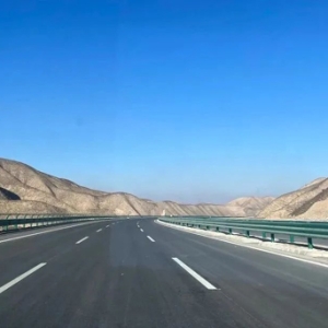 G1816乌海至玛沁高速公路兰州新区至兰州段（中通道）开始收费