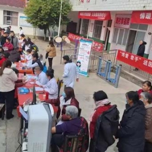 “义诊服务”遇上“雷锋月”，这场活动很暖心！