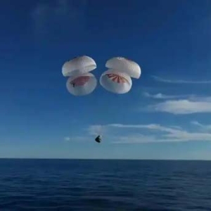 “流浪”286天之后，两名美国宇航员终于抵达地球