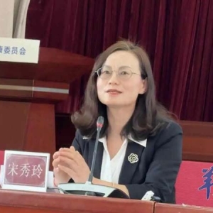 上班一族动起来！在办公室用碎片时间塑身形｜春分养生