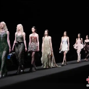2025中国国际时装周（春季）：MOVOUS COUTURE品牌时装发布在北京举行