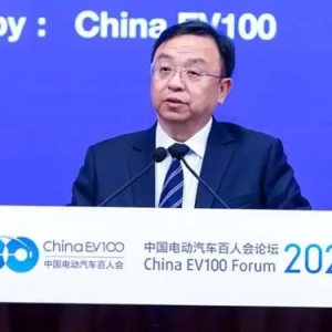 比亚迪王传福：我国新能源汽车技术产品、产业链领先全球3-5年