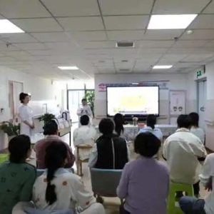 爱在指尖 呵护成长 安顺市妇幼保健院产后特需病房举办换尿布技能趣味大比拼
