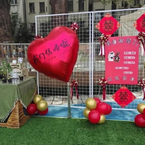 我们结婚啦！幼儿园里办了一场婚礼，主角竟然是TA们