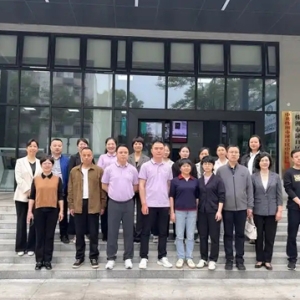 医教协同启新篇& 32;院校融合惠民生！株洲科技职业学院附属医院揭牌仪式圆满举行