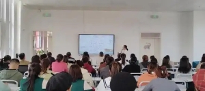 吴忠市红寺堡区总工会为职工举办家庭教育讲座