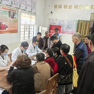 做完检查看不懂报告？基层医护用这种趣味表达方式，把健康送到田间地头