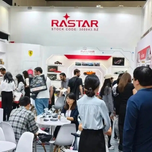星辉娱乐亮相广交会拓展全球市场