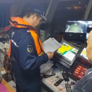 近3000斤梭子蟹！舟山海警查获今年首起非法捕捞案