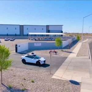 Waymo 自动驾驶车队规模突破 1500 辆，2000辆新订单落地亚利桑那