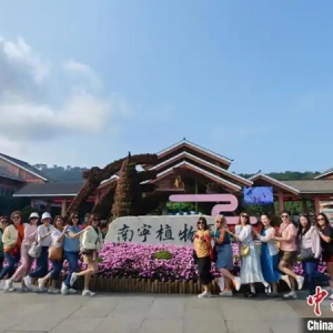 东盟游客跨境“微度假” “五一”假期广西入境游升温