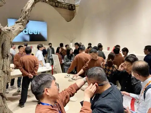 第91届中国医博会CMEF开幕，zdeer左点携多元创新成果参展，聚焦家庭健康