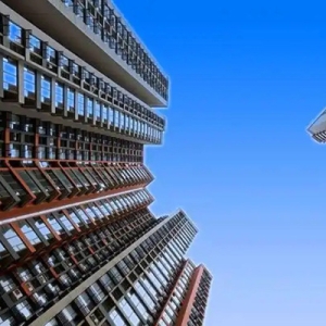 现房销售推行提速或加剧房企资金压力，业内建议“渐进式过渡”