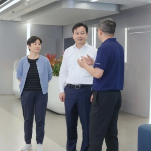 区领导走访上海星思半导体有限责任公司