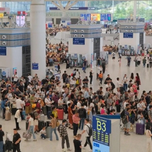 深圳铁路迎端午假期返程客流高峰，6月2日到达旅客近40万人次
