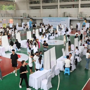 328人达成初步就业意向！贵州盛华职业学院“校园招聘会”双向奔赴促就业
