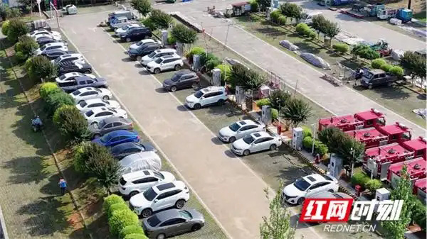 江永：加快推进新能源充电桩建设 为绿色低碳出行“赋能续航”