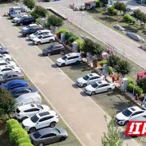 江永：加快推进新能源充电桩建设 为绿色低碳出行“赋能续航”