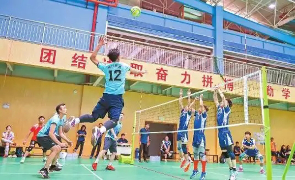 我省首届全民健身大赛（第一赛区）在玉溪开赛