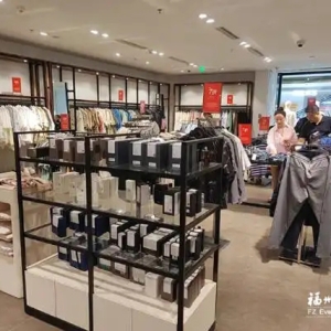 快时尚品牌遇挑战 国潮品牌抢“C位”