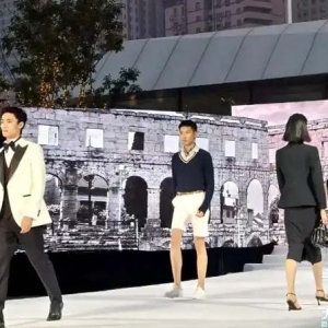 2025大连时装周：百年东关街成时尚大秀场！