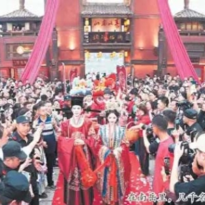 “景”上添 喜，目的地婚礼成年轻人心头好