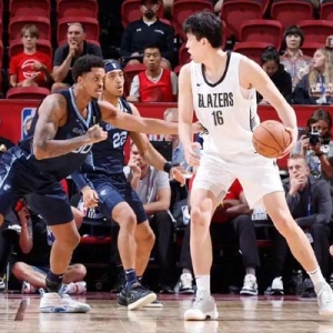 经历首个NBA背靠背赛程，杨瀚森夏季联赛连续两场得分上双