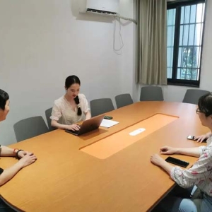 房产分割引发家庭纠纷！居民按下“律师铃”