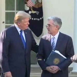 特朗普再提让美联储主席鲍威尔辞职，称其对美国“非常不利”