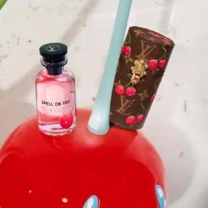 时尚情报｜古驰取消9月女装秀，LV首家美妆店落地南京