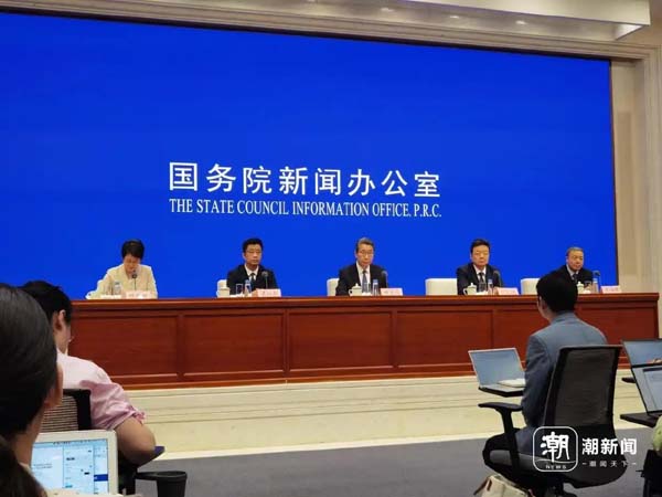 国家知识产权局答潮新闻：专利密集型产业成为GDP增长新动能